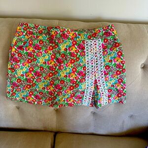 Lily Pulitzer skort. Size 10